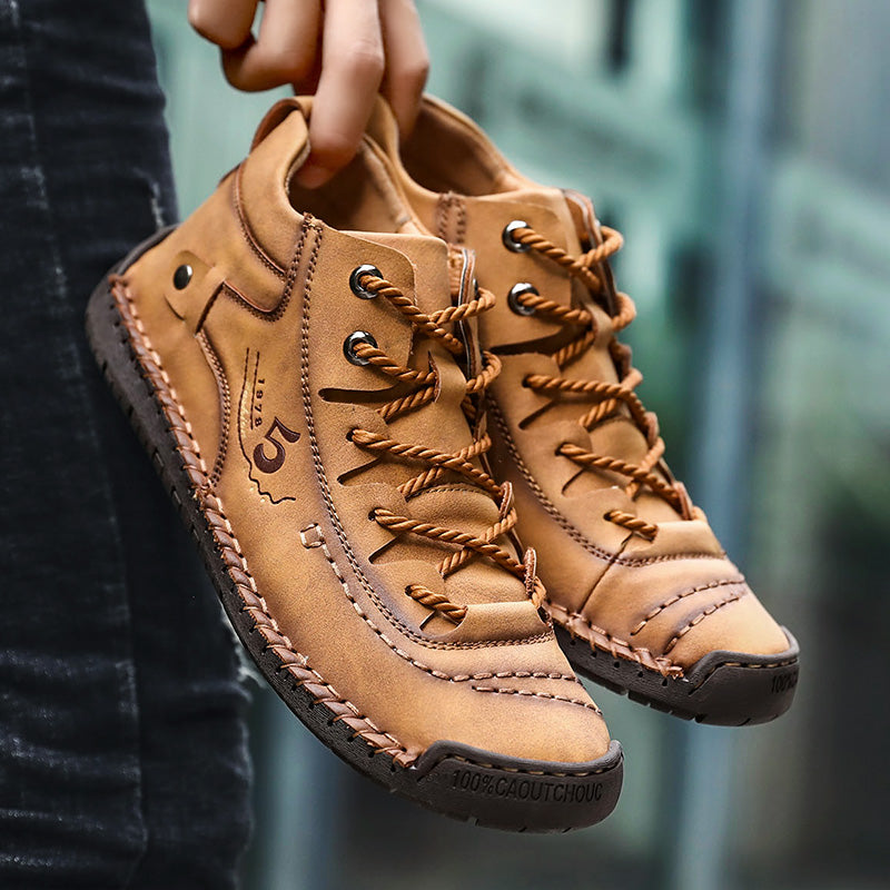 Men Hand Stitching Vintage Lace Up Comfy Soft Ankle Boots