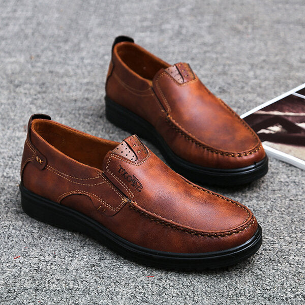 Men Large Size Retro Color Leather Soft Sole Casual Driving Shoes
